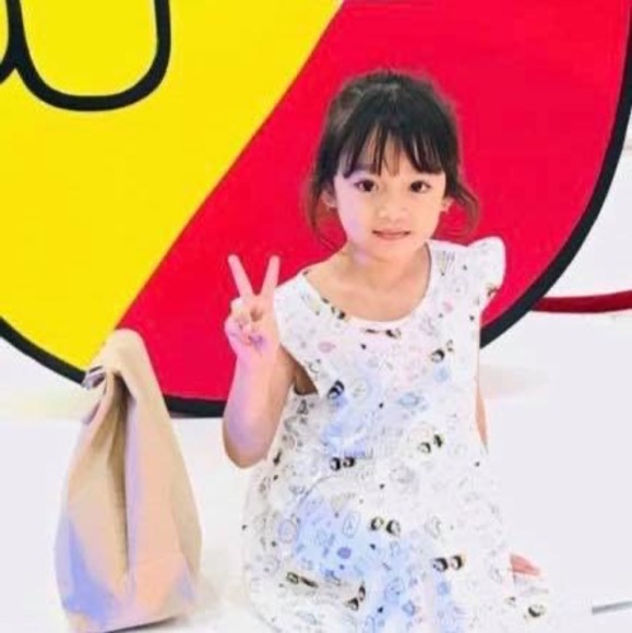 Meet your Posher, Rouiee csheen - Picture 1 of 1